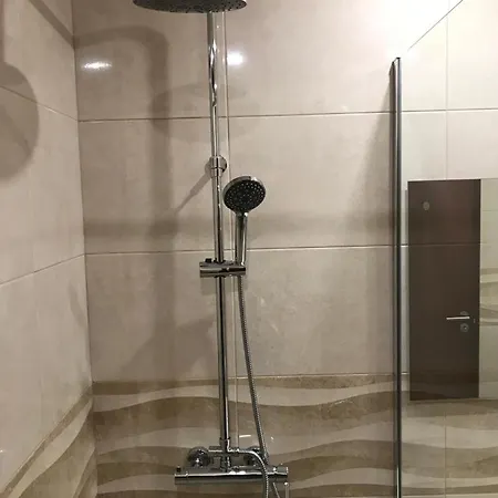 Apartment Vogue 4